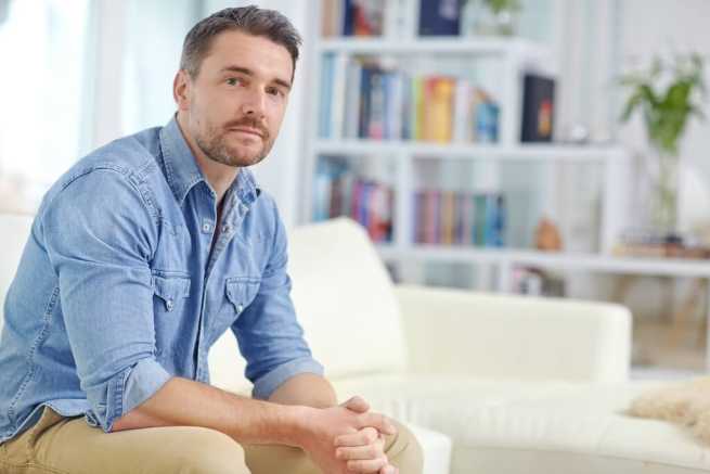 Alimenty po osiągnięciu pełnoletności przez dziecko, komu płacić i czy można zmienić wysokość świadczenia